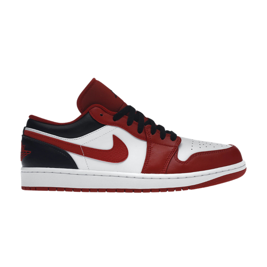 Jordan 1 Low Bulls